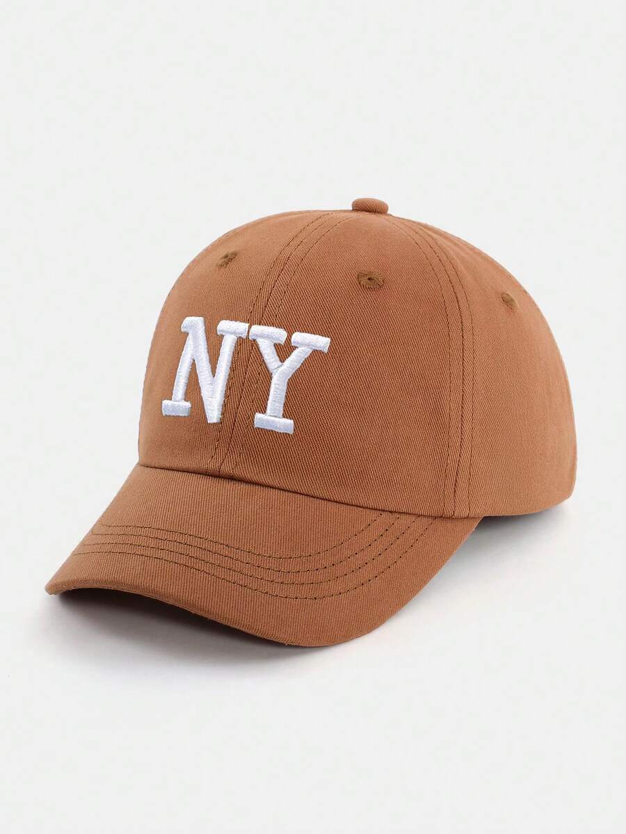Mamas Boy Embroidered Baseball Cap for Baby Outdoor Daily Wear