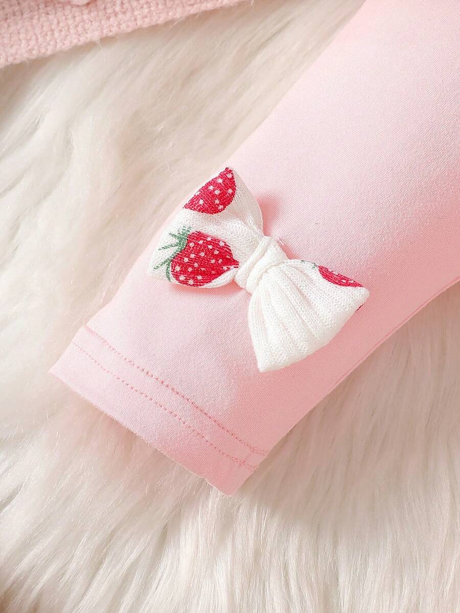 Pink Heart Knit Outfit Set with Bow Detail for Autumn and Spring Wear