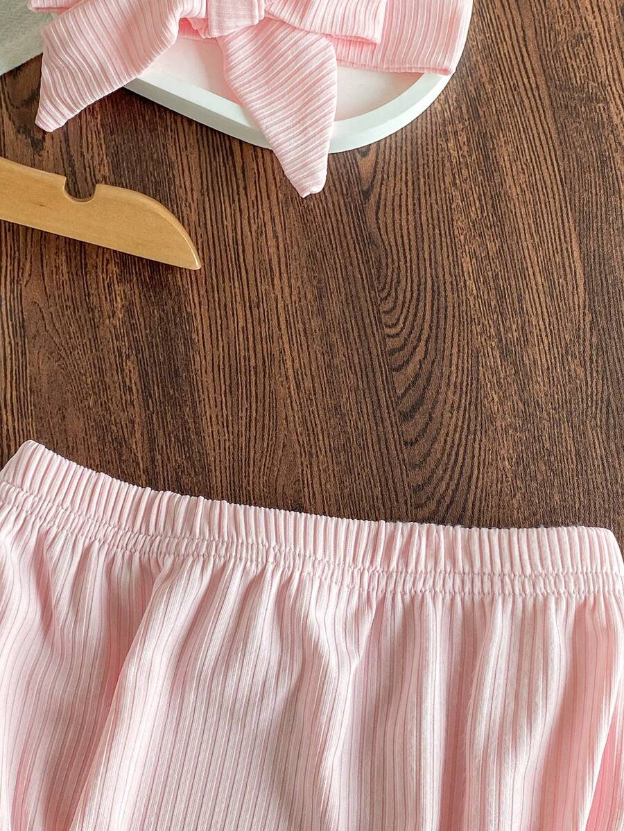 2PCS Baby Heart Print Rib Knit Top and Shorts Set for Cute Summer Daily Wear