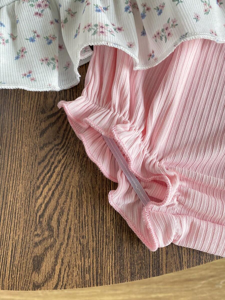 2PCS Baby Heart Print Rib Knit Top and Shorts Set for Cute Summer Daily Wear