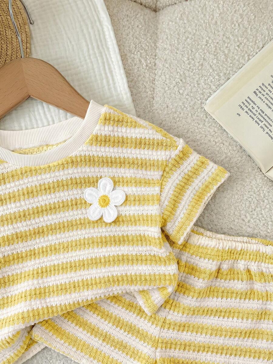 Rainbow Top And Elastic Waist Shorts Set For Toddler Girls Casual Wear