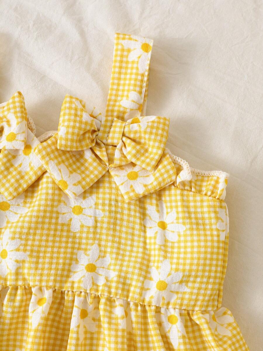 2PCS Baby Strawberry Embroidered Strap Top and Shorts Set for Cute Summer Vacations and Photoshoots