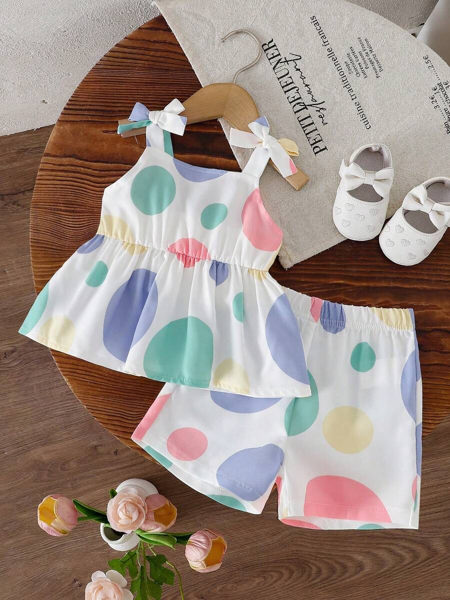 Cute Camisole And Shorts Set For Toddler Girls With Stripe Bow Detail