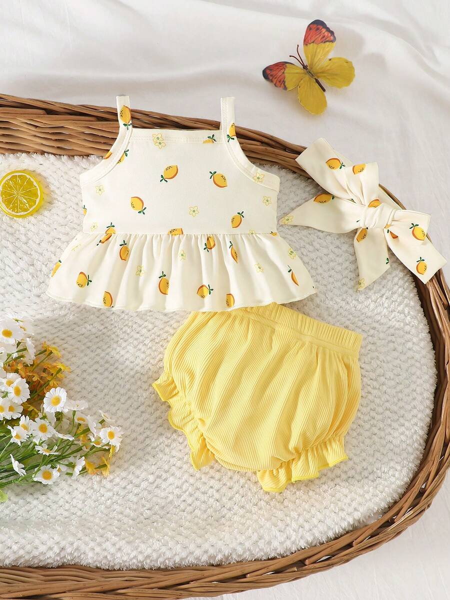 2PCS Baby Heart Print Rib Knit Top and Shorts Set for Cute Summer Daily Wear