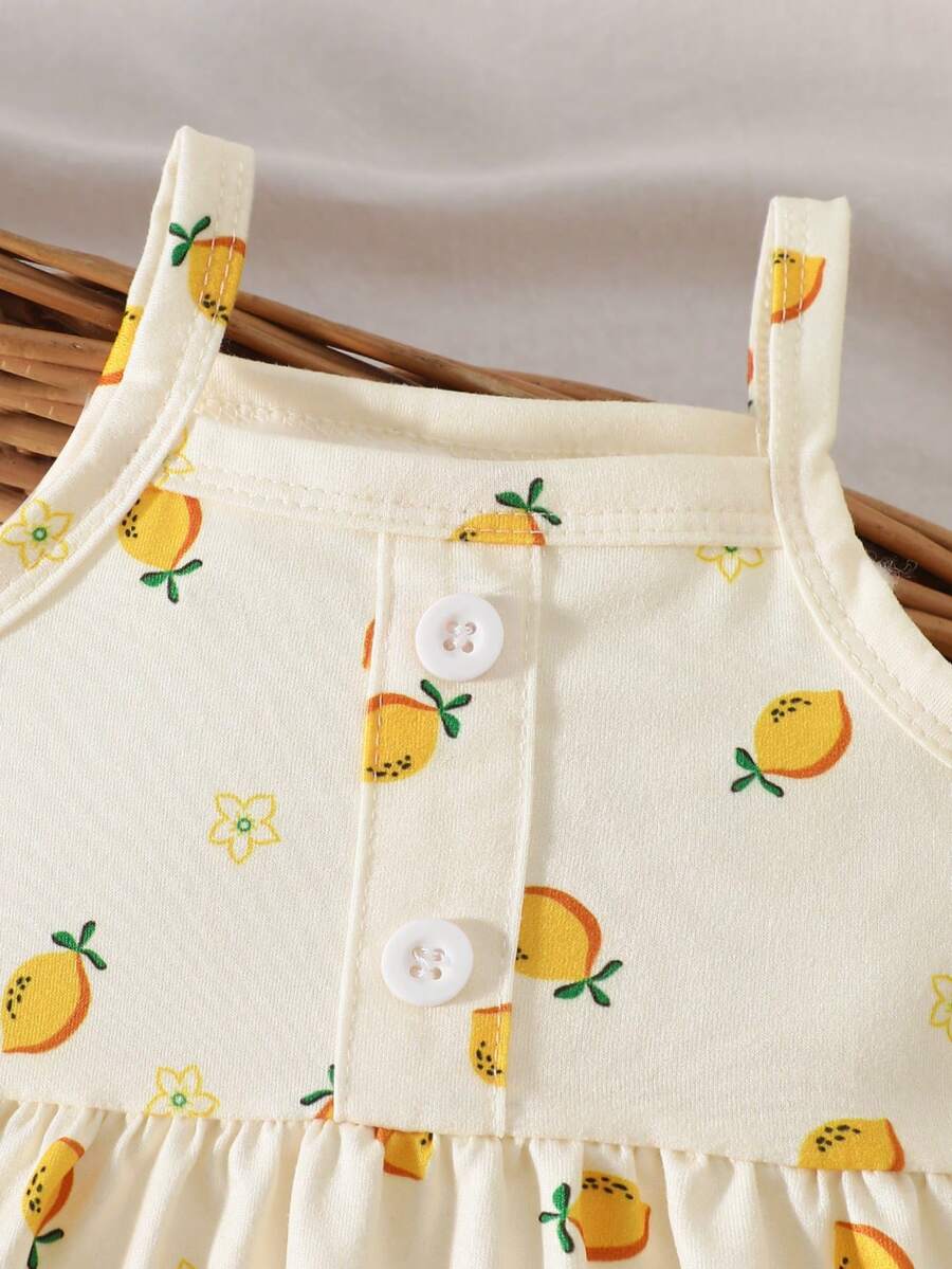 Baby Girl Heart Print Camisole Top and Shorts Set for Cute Summer Daily Wear
