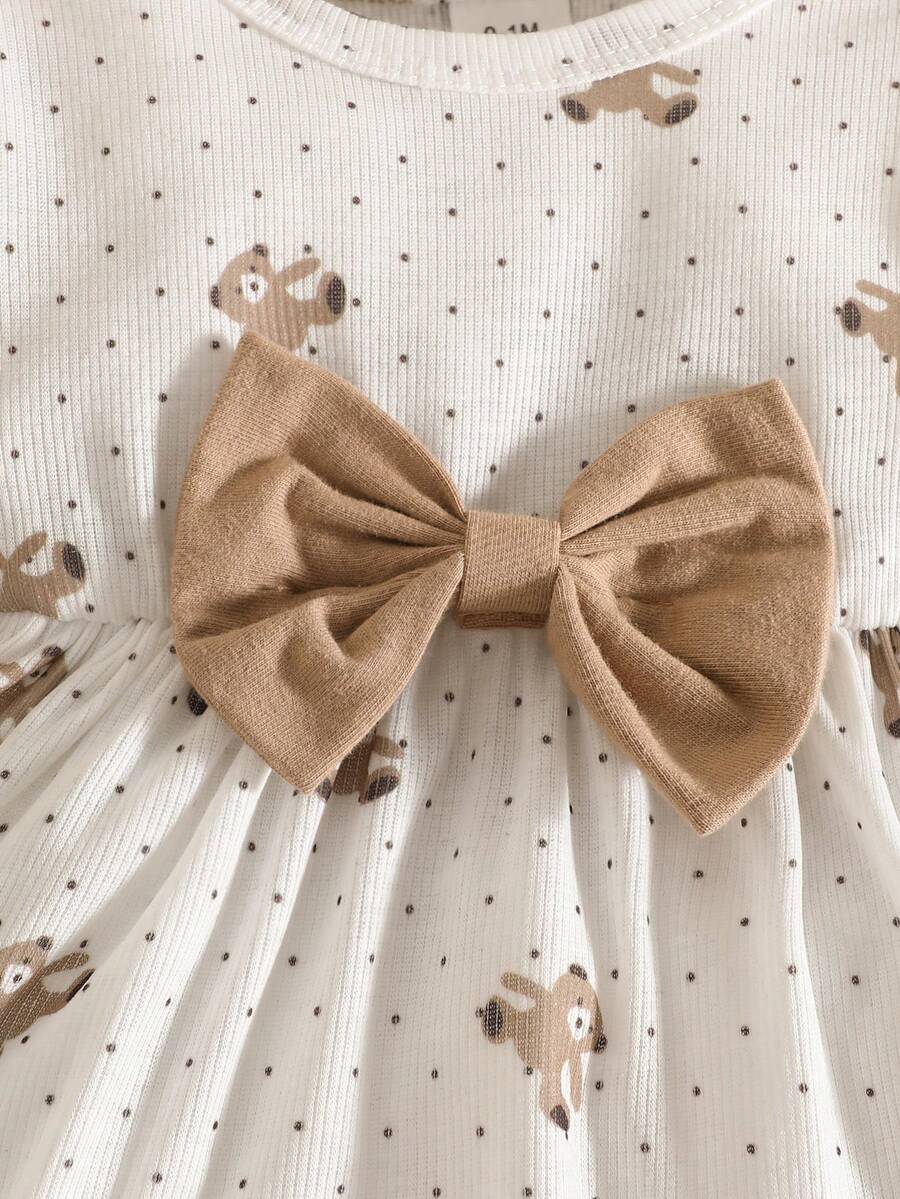Pink Heart Knit Outfit Set with Bow Detail for Autumn and Spring Wear