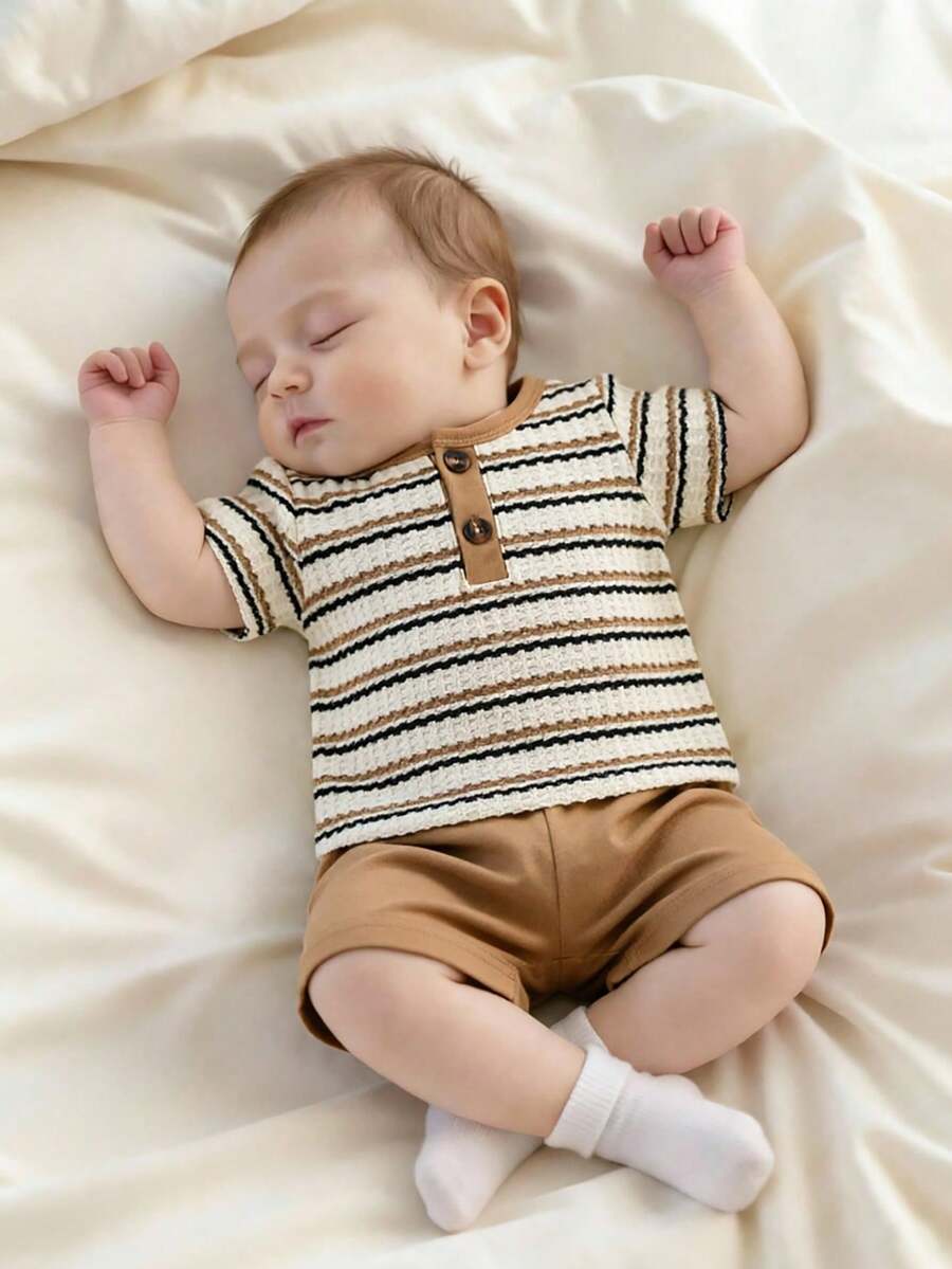 2PCS Baby Boy Coconut Tree Top and Dinosaur Shorts Set for Cute Summer Daily Wear