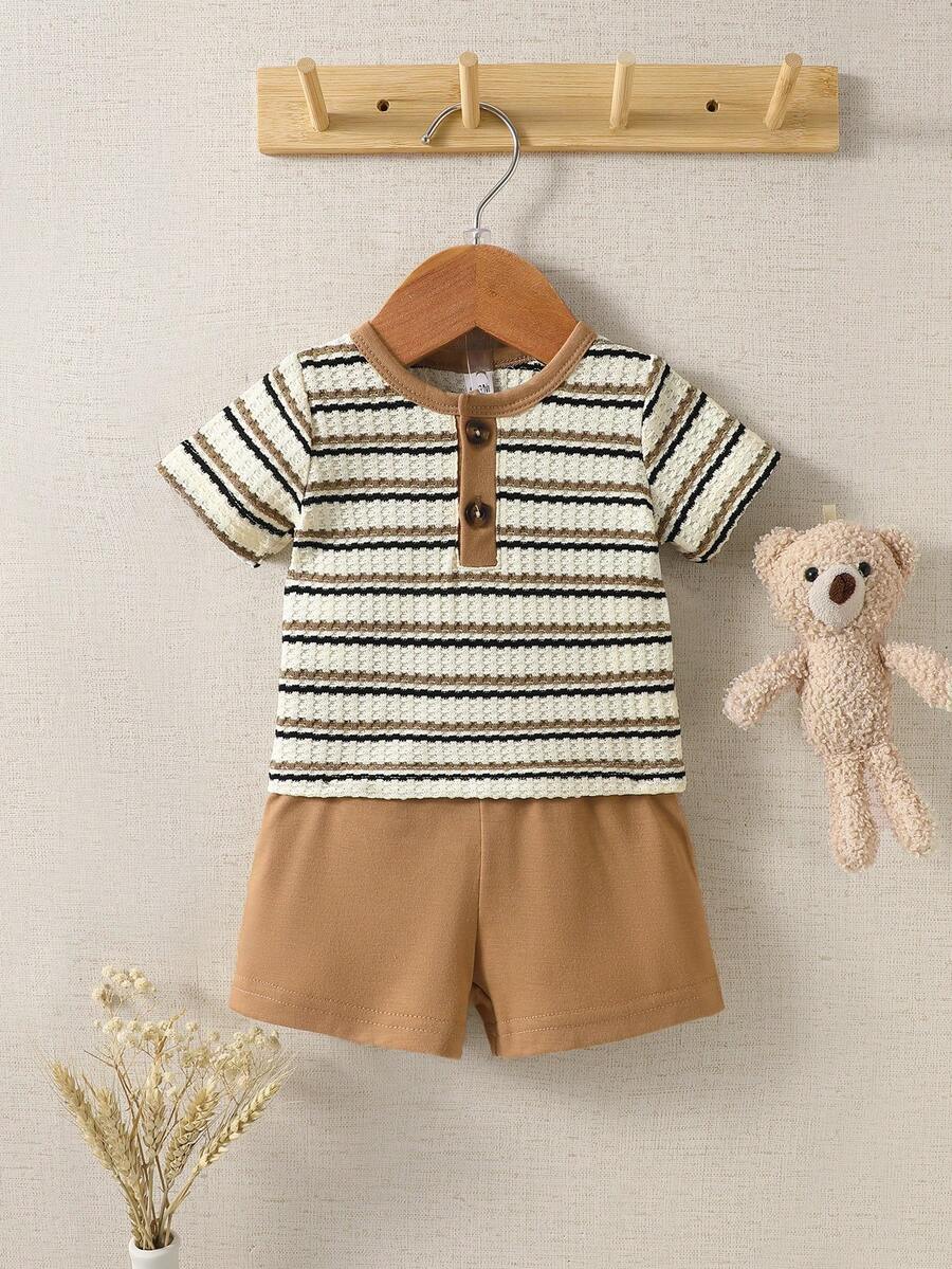 2PCS Baby Boy Coconut Tree Top and Dinosaur Shorts Set for Cute Summer Daily Wear