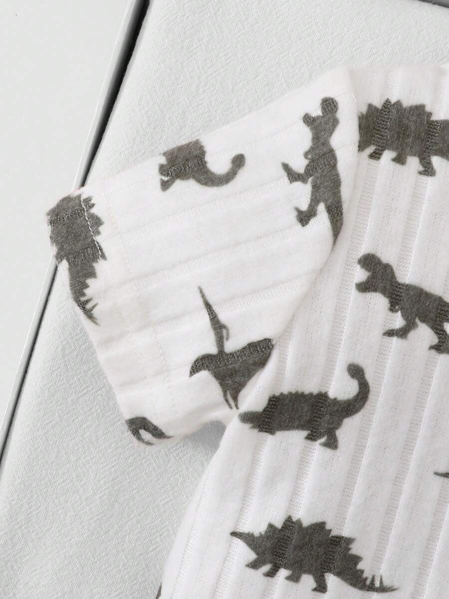 2PCS Baby Boy Dinosaur Print Top and Green Pants Set for Cute Casual Daily Wear