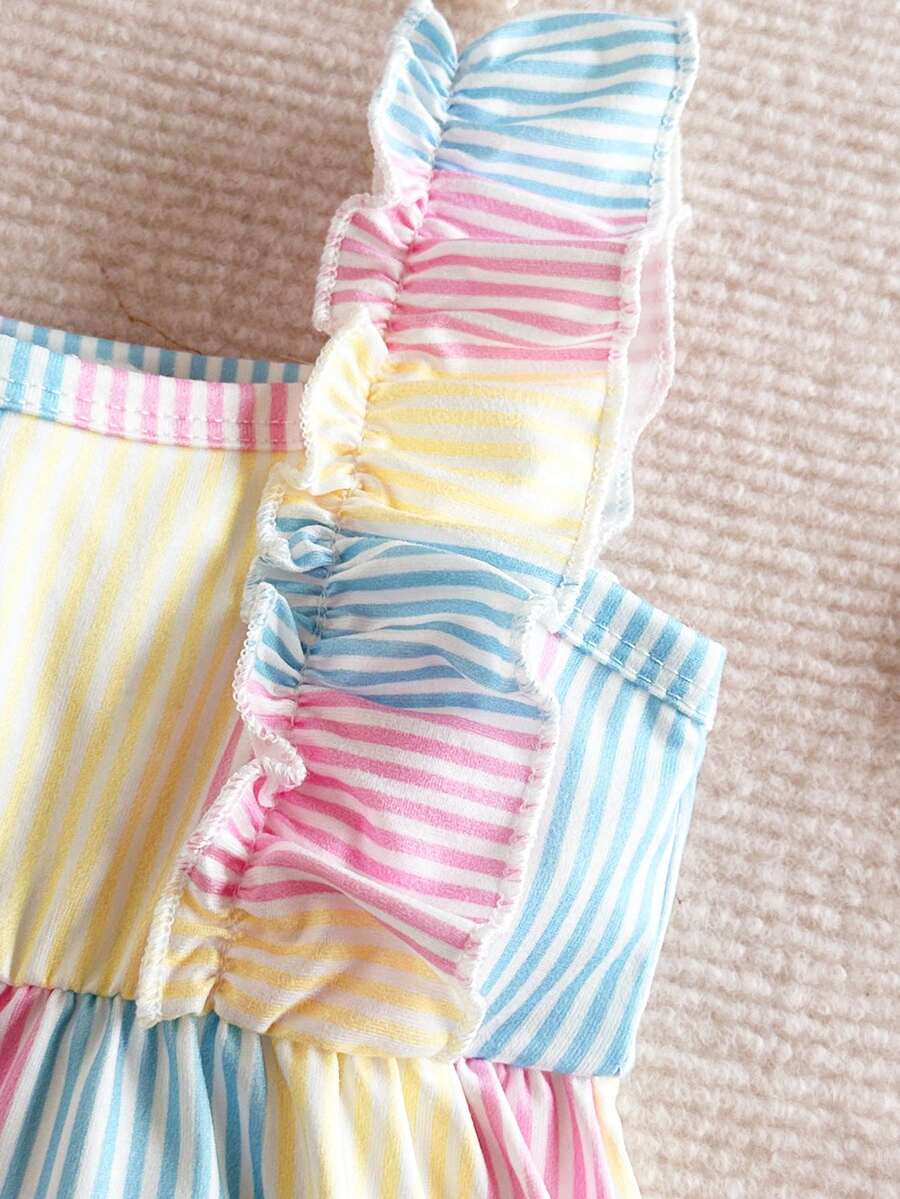 2PCS Baby Strawberry Plaid Dress and Bow Headband Set for Cute Spring and Summer Outings