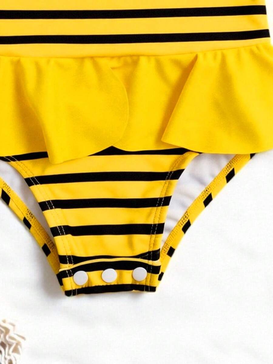 Baby Bee Print Ruffle One-Piece Swimsuit for Summer Beach and Pool Days