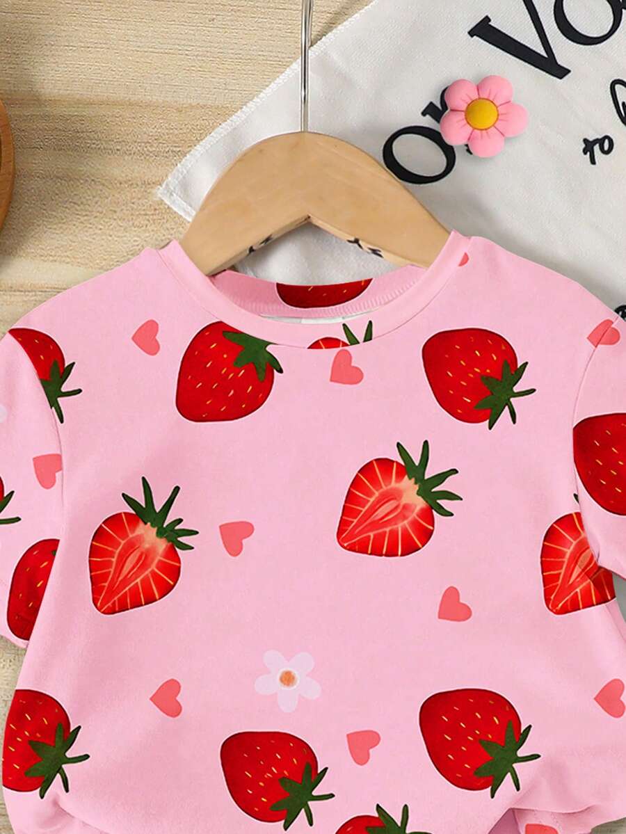 Sweet Strawberry Print T Shirt And Shorts Set For Toddler Girls