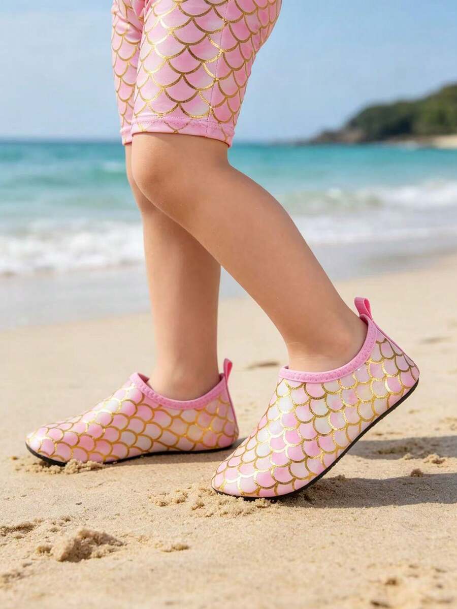 Kids Summer Water Shoes Cartoon Anti Slip Beach and Pool Shoes for Outdoor Water Play