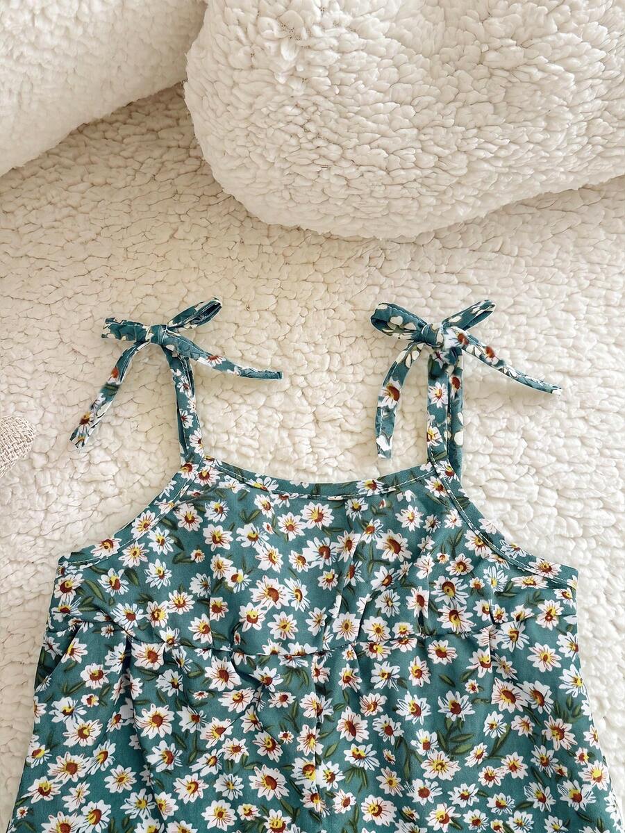Baby Ditsy Floral Romper for Cute Summer Daily Wear and Outings