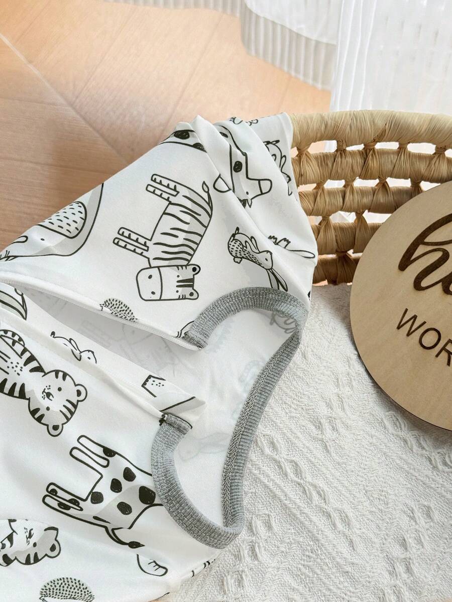 Cute Cartoon Bear Print Baby Zipper Romper for Newborn Boys and Girls