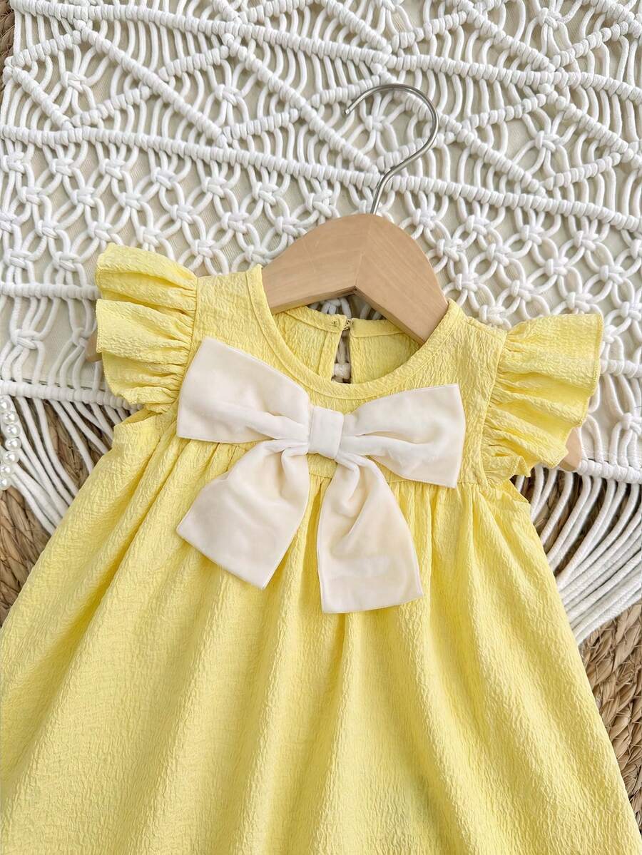 Infant Ivory Short Sleeve Dress - Elegant Textured Fabric for Little Ones
