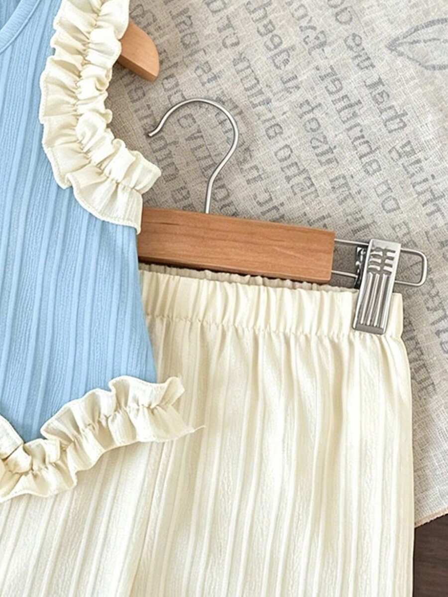 Light Green Vest Top And Apricot Shorts Set For Toddler Girls Vacation Wear