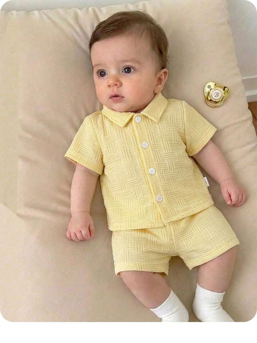 Striped Short Sleeve Shirt and Elastic Waist Shorts Set for Cute Summer Daily Wear