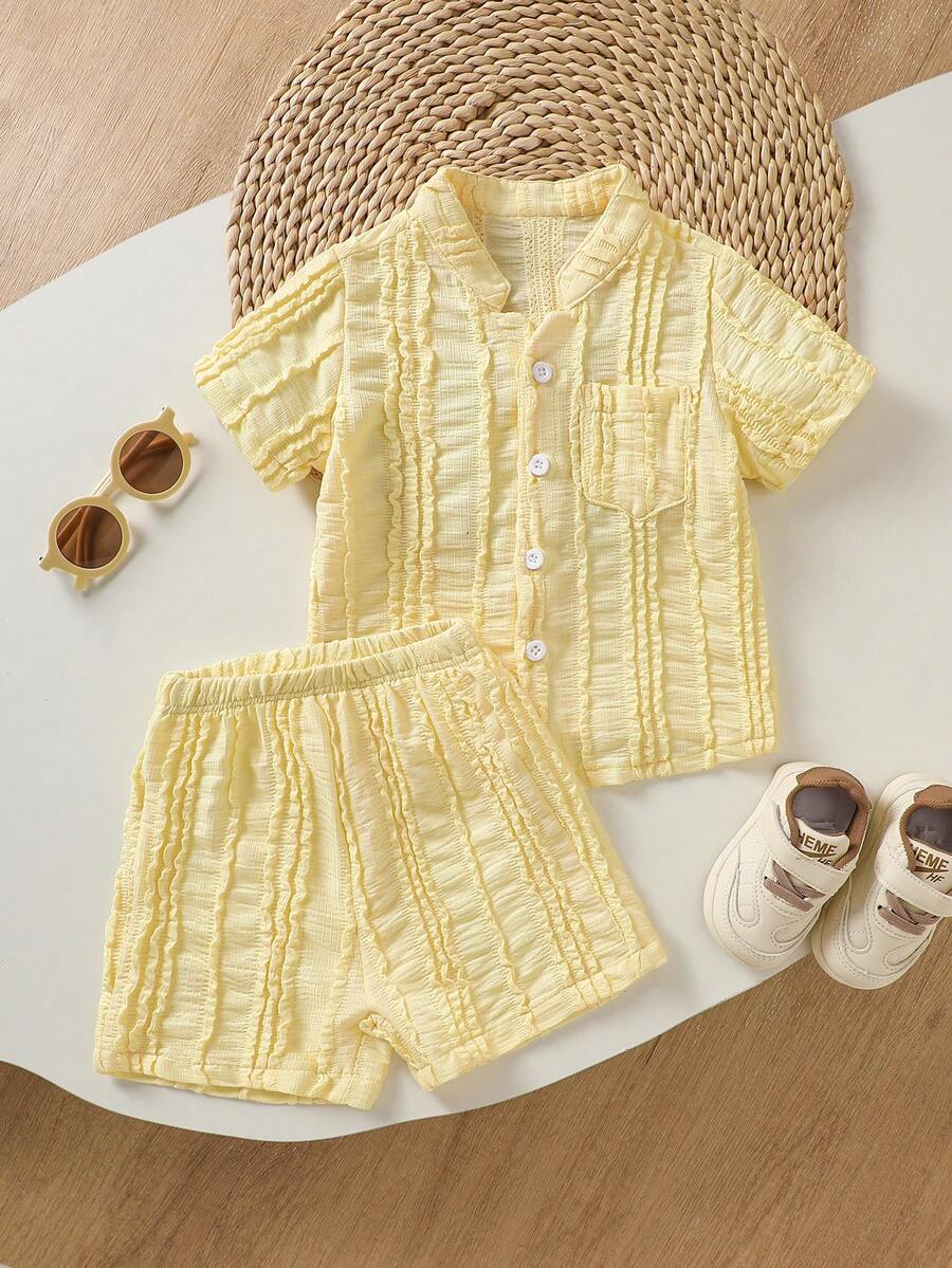 Toddler Boy Summer Vacation Outfit: Plant Print Shirt and Elastic Waist Shorts