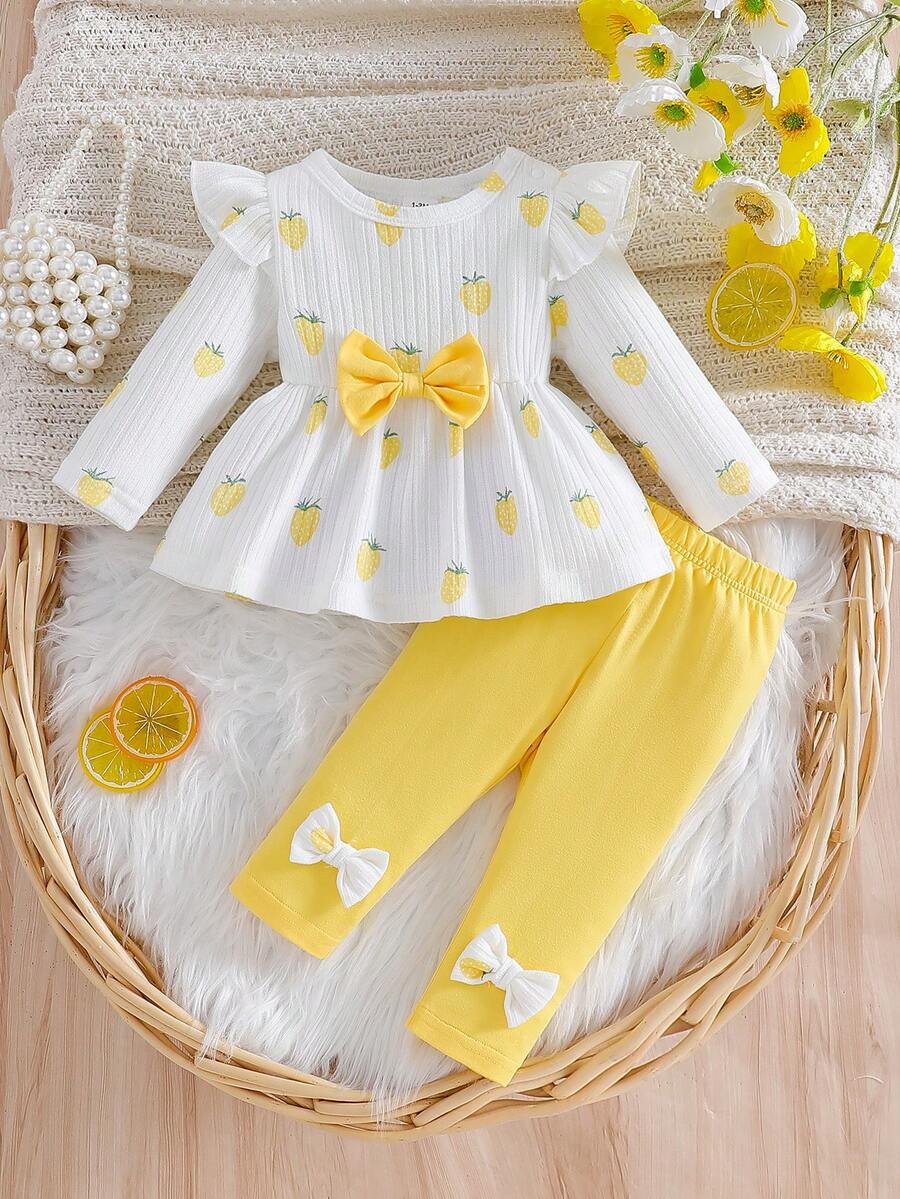 Pink Heart Knit Outfit Set with Bow Detail for Autumn and Spring Wear
