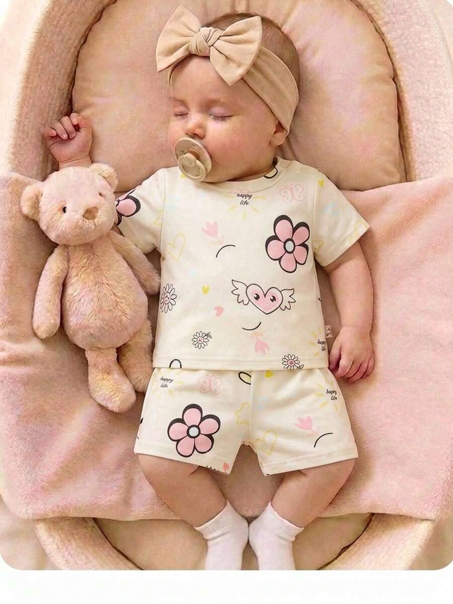 Colorful Striped Knit Top and Shorts Outfit Set for Cute Summer Daily Wear