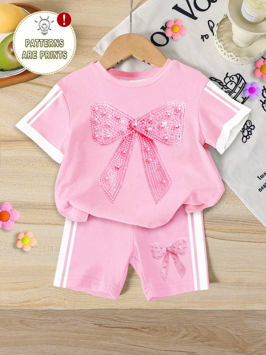 Sweet Strawberry Print T Shirt And Shorts Set For Toddler Girls