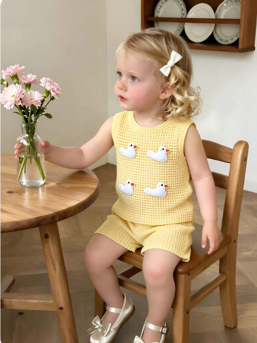 Sweet Style Strawberry Print Top & Shorts 2-Piece Set for Toddler Girls