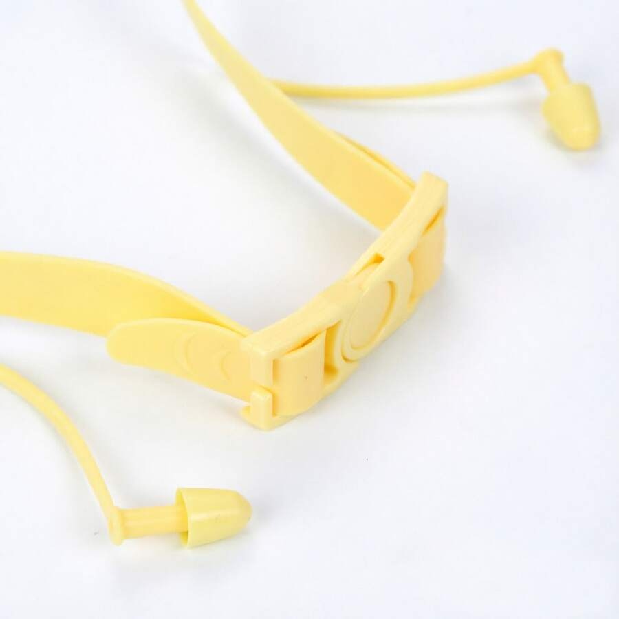 Anti-Fog Waterproof Swimming Goggles with Earplugs, Large Frame Silicone Swim Goggles
