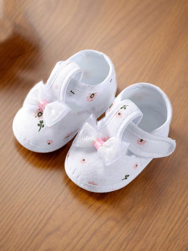 Infant Girls' Princess Shoes Socks – Delicate Lace Bow & Soft Sole, Non-Slip First Walkers for 0-12 Months