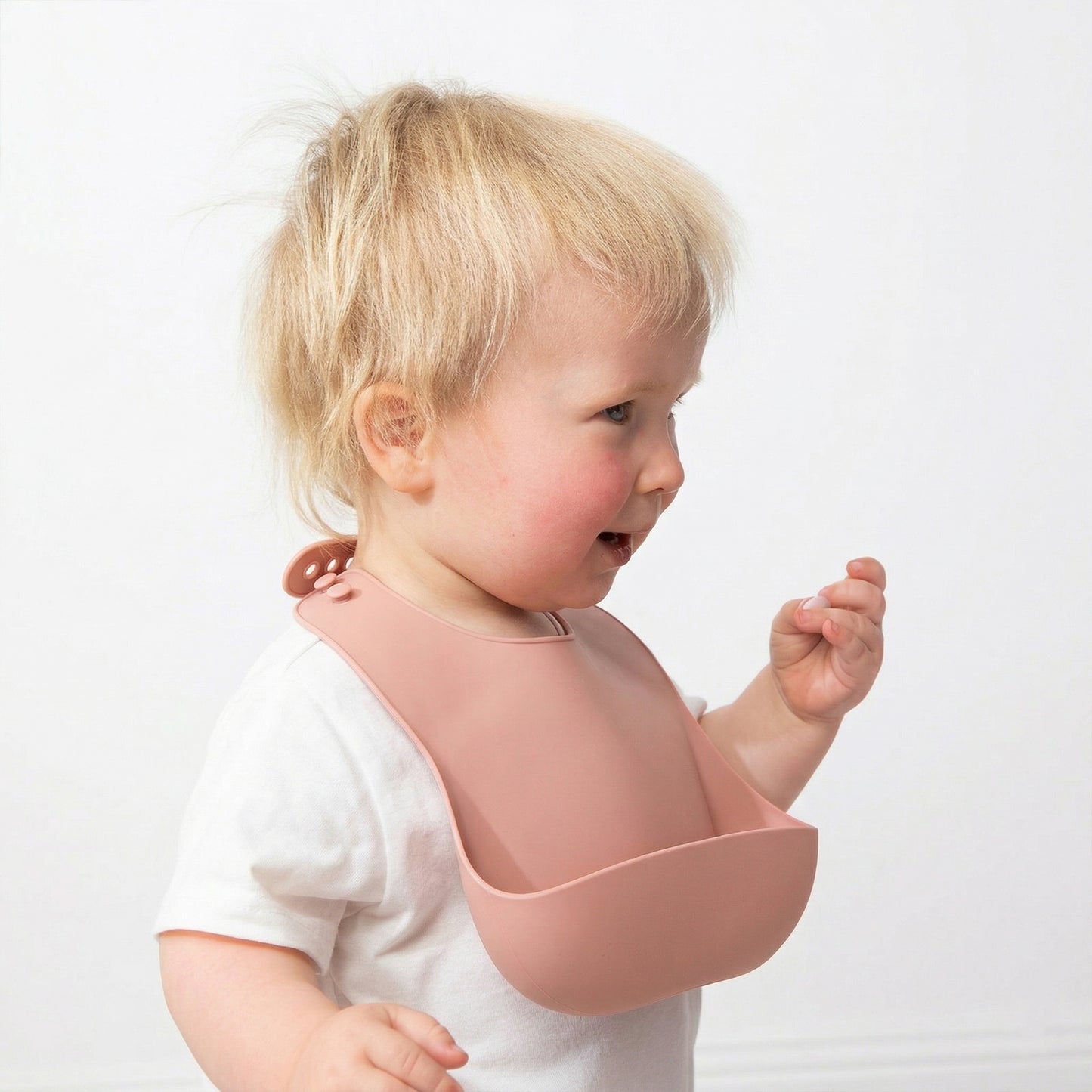 Waterproof Silicone Baby Bib - Soft Food-Grade Feeding Apron - Adjustable & Easy-Clean Saliva Bib for Kids