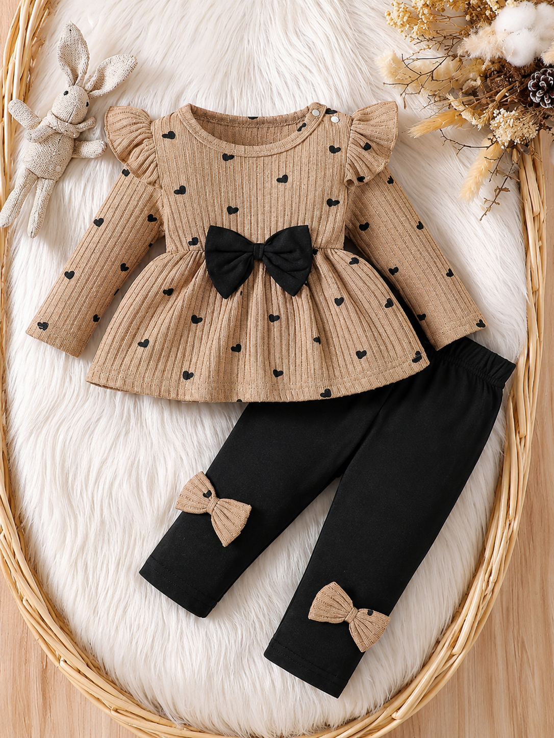 Newborn Spring/Fall Heart Print Pullover And Bow Detail Skinny Pants 2pcs Set For Casual, Outdoor & Christmas Wear