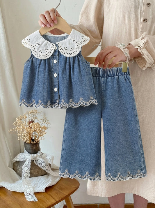Elegant Countryside Outfit Set For Baby Girls With Embroidered Detail