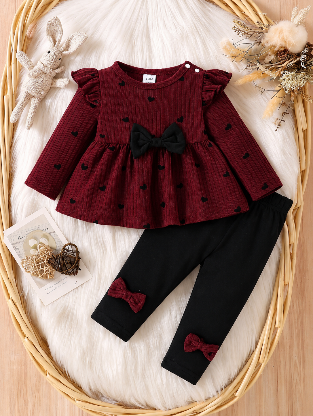 Newborn Spring/Fall Heart Print Pullover And Bow Detail Skinny Pants 2pcs Set For Casual, Outdoor & Christmas Wear