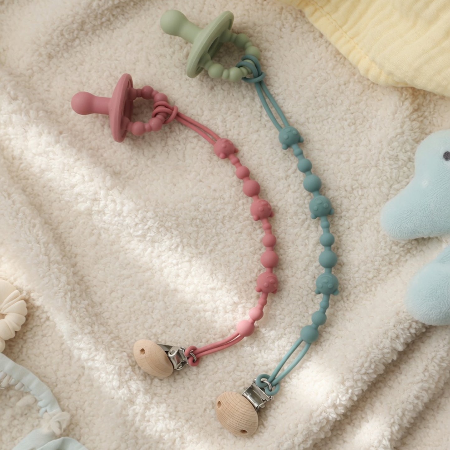 Silicone Baby Pacifier Clip - Anti-Loss Soothing Teether Chain - Safe Flexible Toy Lanyard for Strollers & Clothing