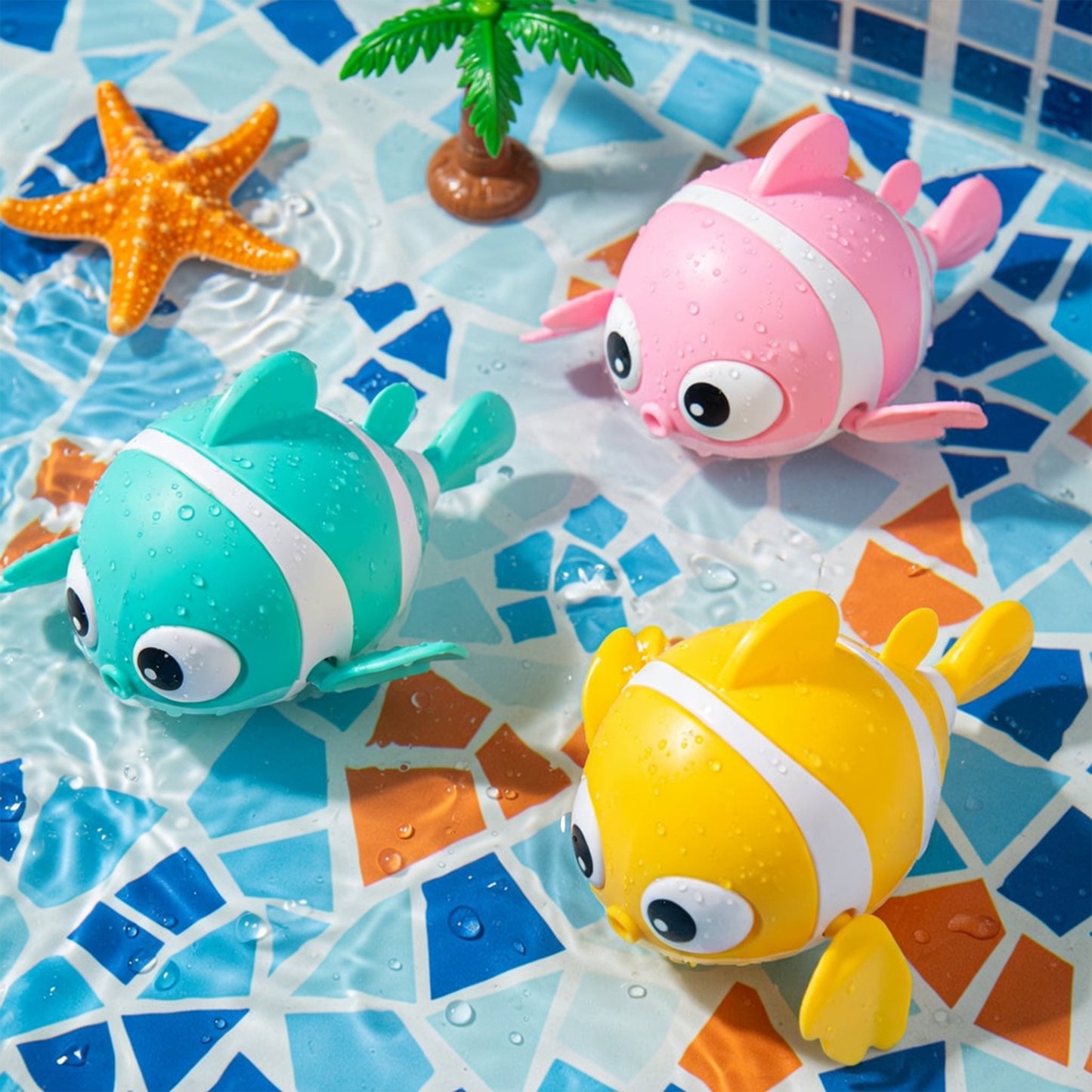 Cute Swimming Clown Fish Bath Toy - Wind-Up Floating Bathtub Toy - Fun Water Play for Babies
