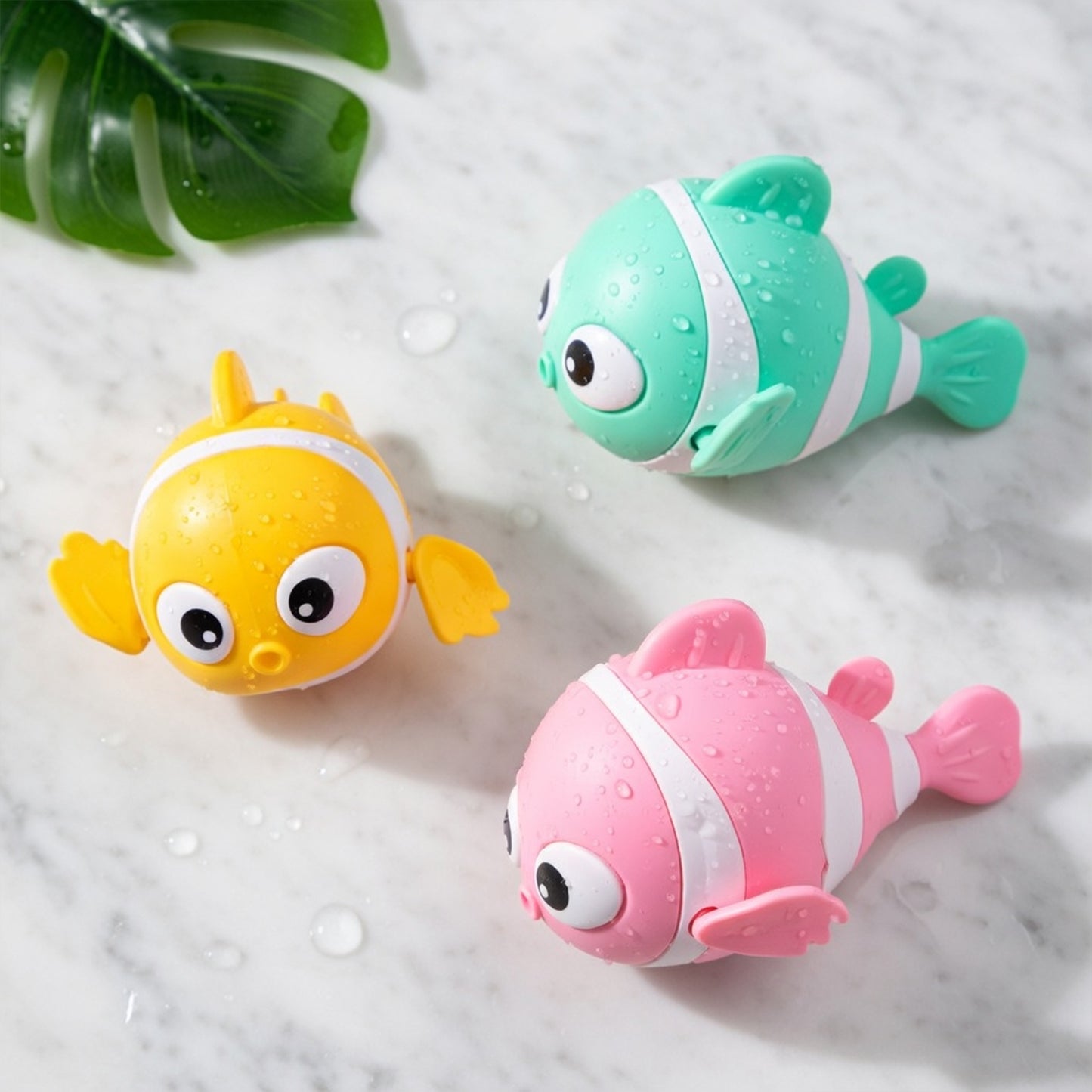 Cute Swimming Clown Fish Bath Toy - Wind-Up Floating Bathtub Toy - Fun Water Play for Babies