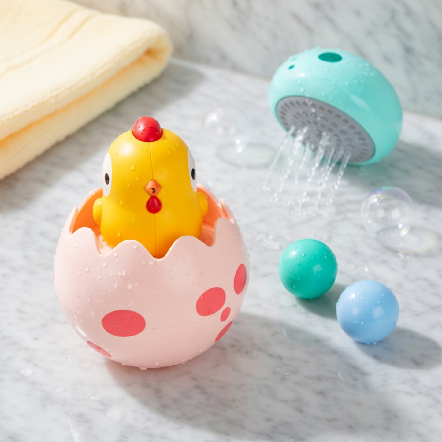 Egg Sprinkler Bath Toy - Water Spraying Duck & Penguin - Fun Floating Shower & Swimming Toy Gift for Boys & Girls