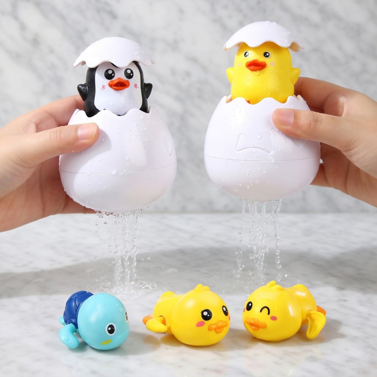 Egg Sprinkler Bath Toy - Water Spraying Duck & Penguin - Fun Floating Shower & Swimming Toy Gift for Boys & Girls