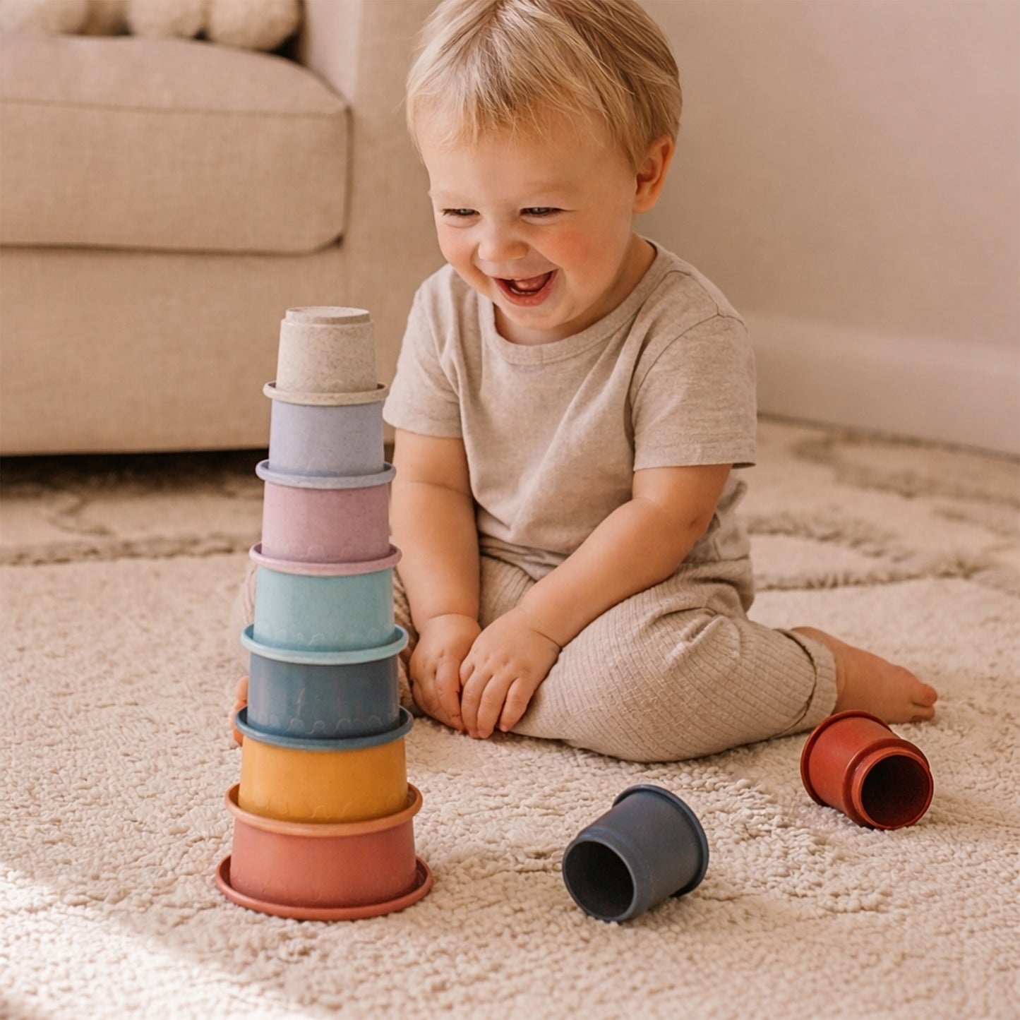 8-Piece Baby Stacking Cups Set - Fun Bath & Beach Nesting Toys - Early Learning Sensory Cups for Water & Sand Play (0-12 Months)