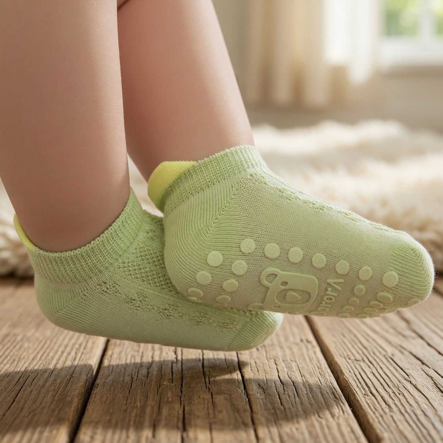 Non-Slip Kids Socks - 5 Pairs of Comfortable Cartoon Bear Socken for Boys & Girls