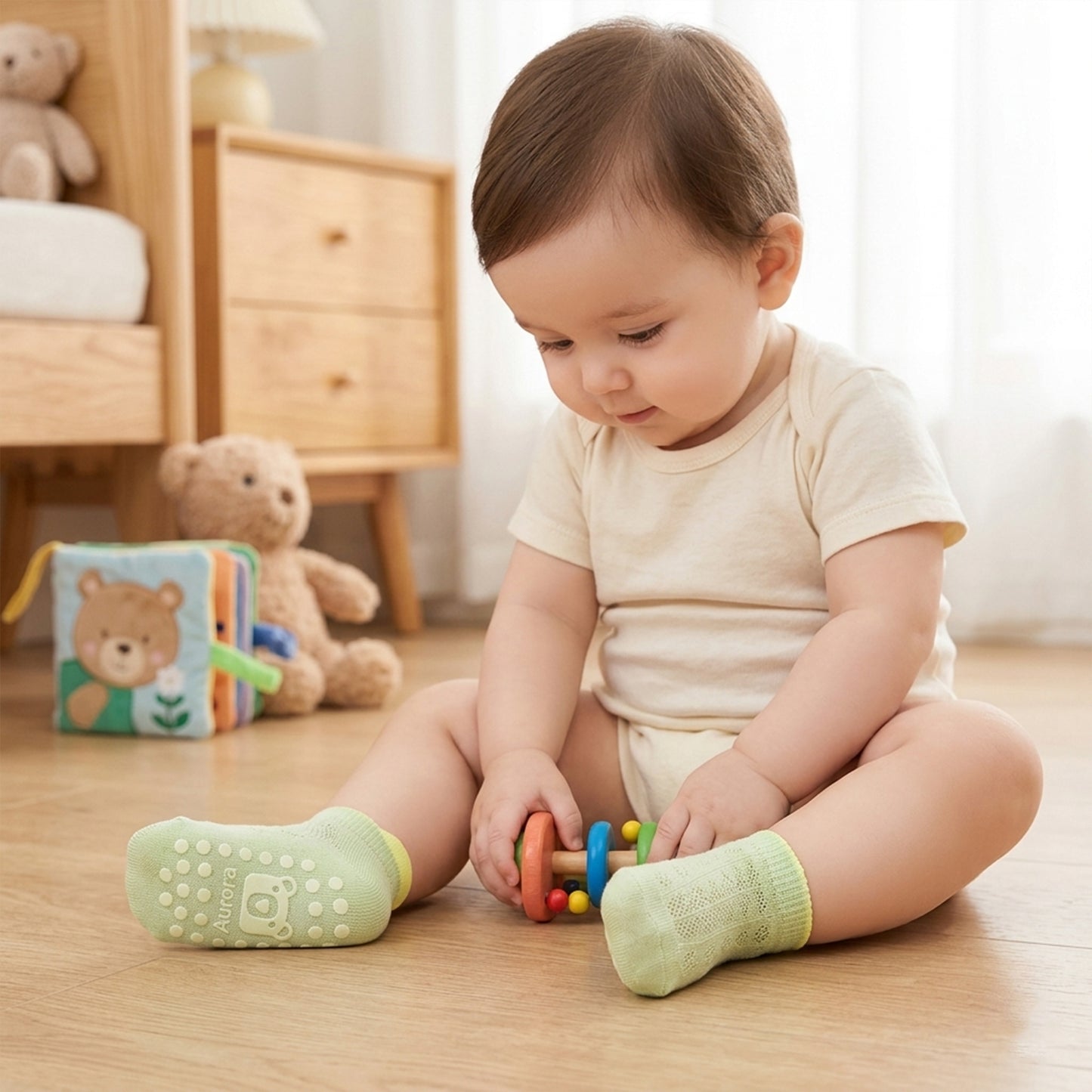 Non-Slip Kids Socks - 5 Pairs of Comfortable Cartoon Bear Socken for Boys & Girls
