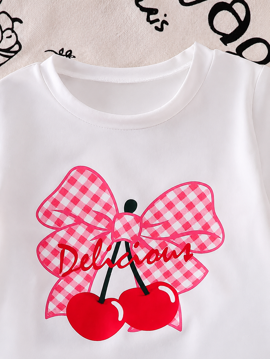 Cherry Print T-Shirt and Embroidery Pattern Contrast Shorts Set for Baby Girls